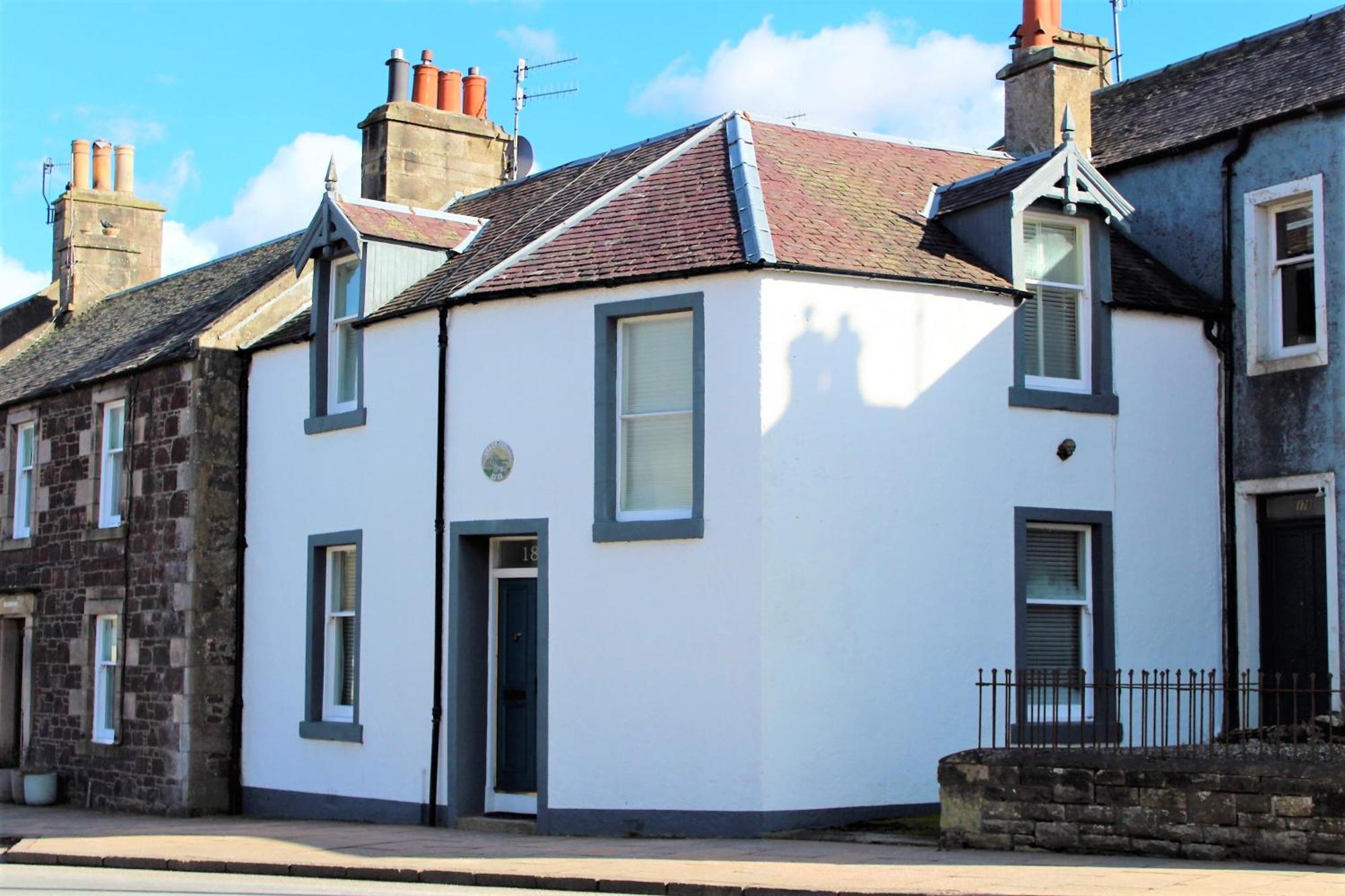 Beeswing, A Victorian Gem In Biggar Vila Exterior foto